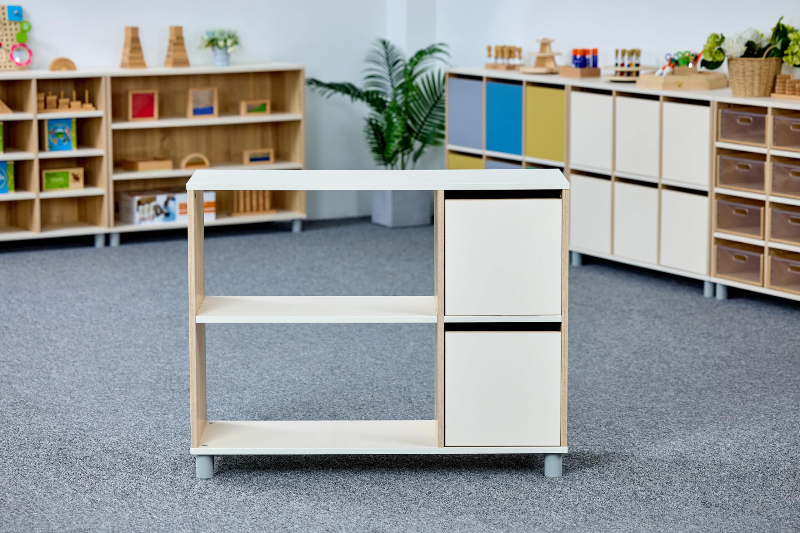 Meuble de rangement semi-ouvert avec portes - 4 compartiments et 2 étages – Image 3