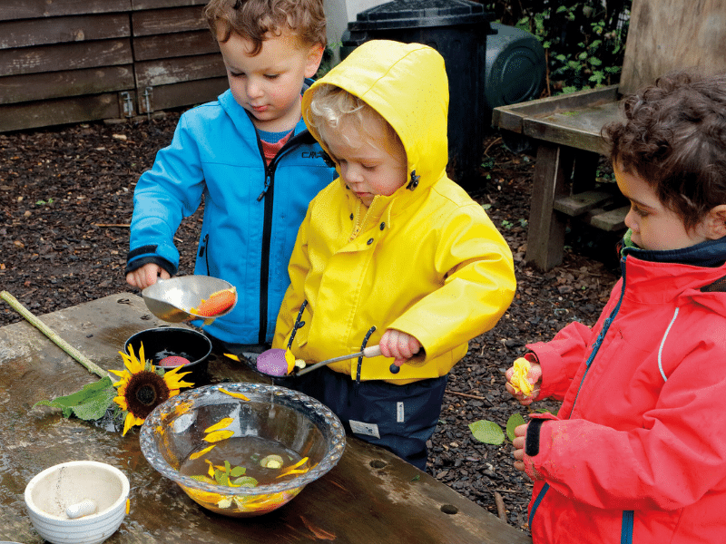 Fleurs - Collection Sensory Play Stones - Yellow Door – Image 15