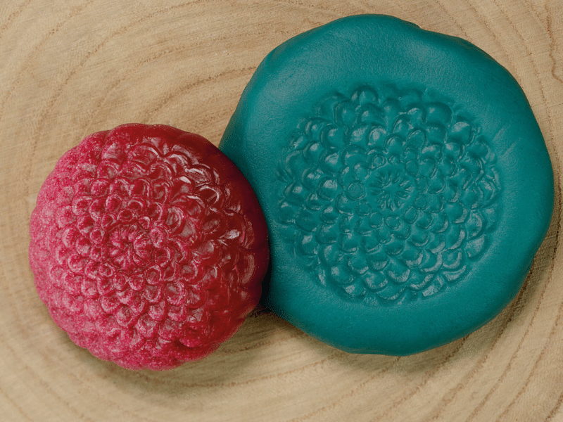 Fleurs - Collection Sensory Play Stones - Yellow Door – Image 17